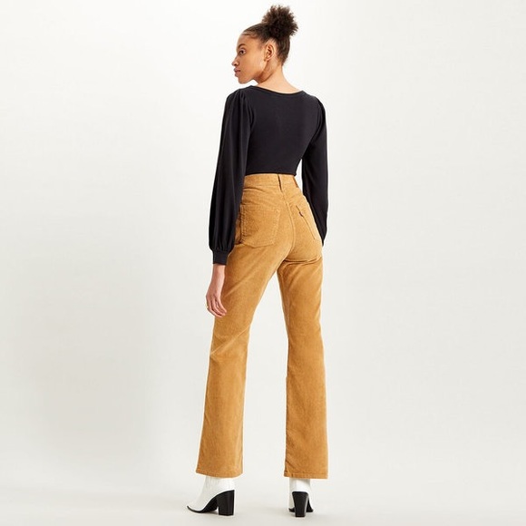 New LEVI'S RIBCAGE BOOTCUT high rise PANTS - Picture 3 of 10